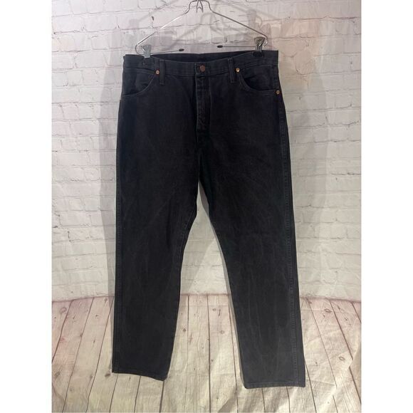 Wrangler Black Jeans   - Picture 1 of 7